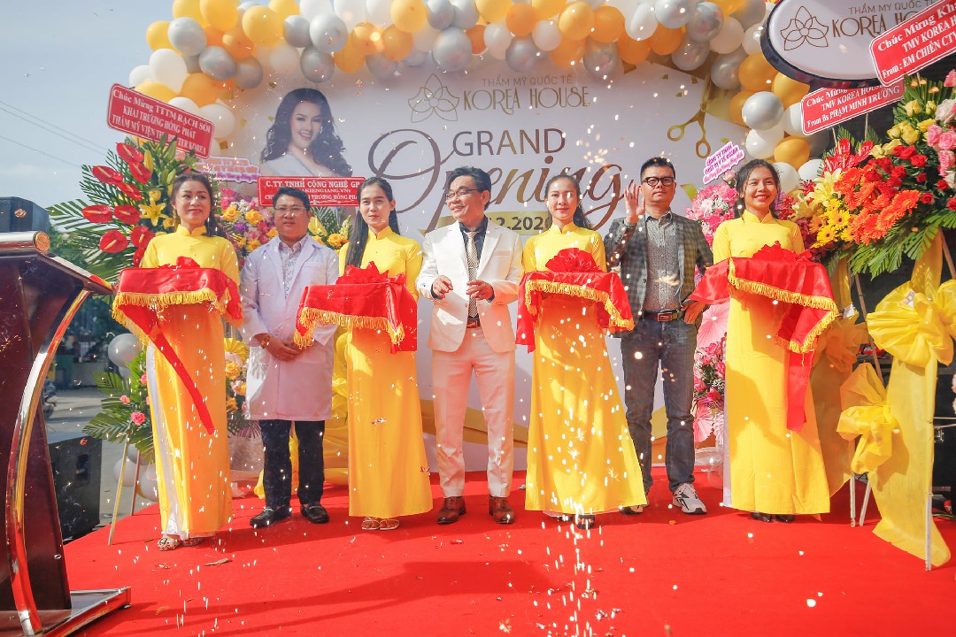 tổ chức lễ khai trương (15).jpg